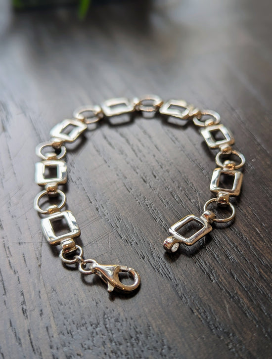square-and-circle-fancy-link-bracelet