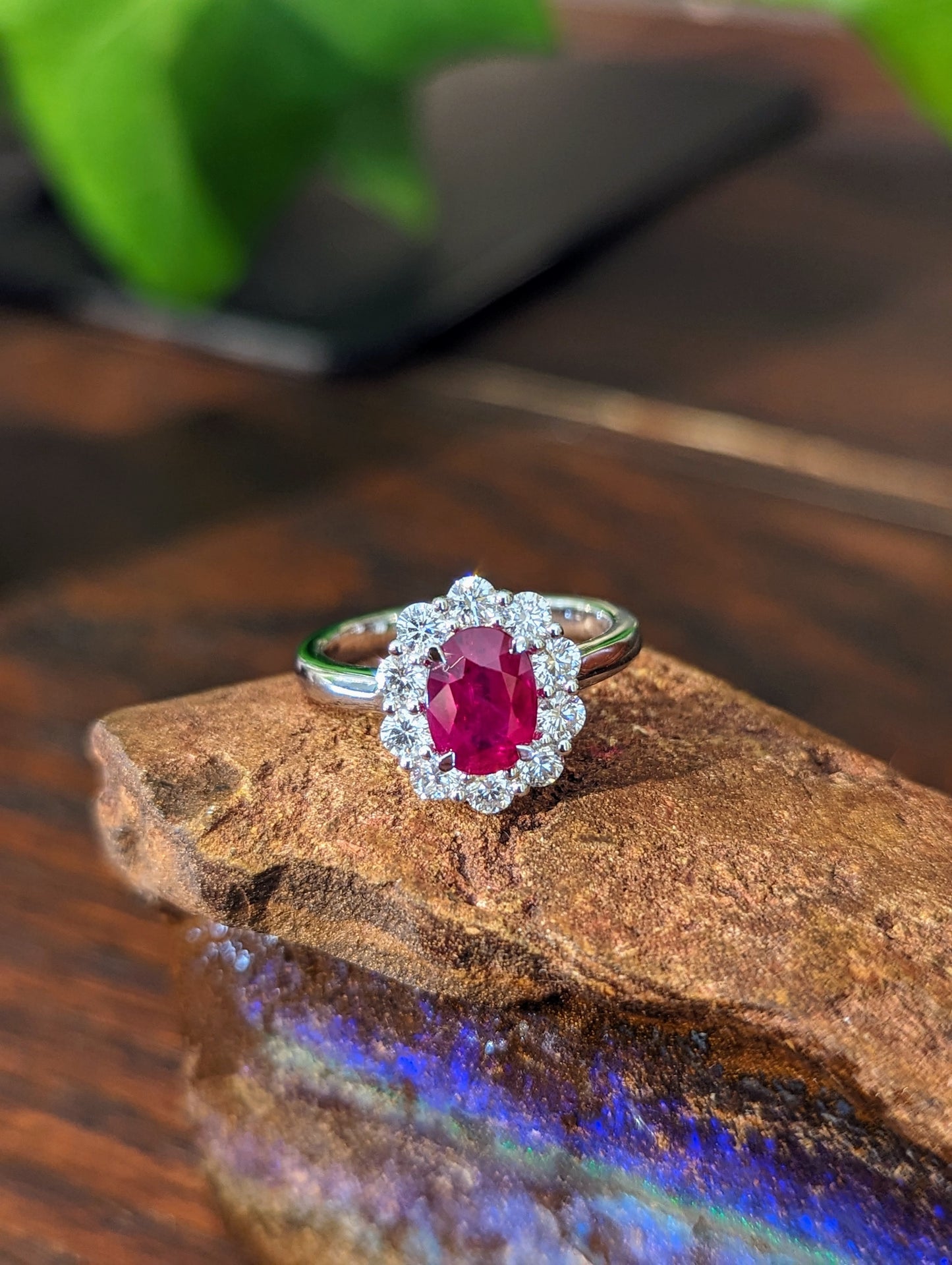 Zoma Color Ruby Halo Ring