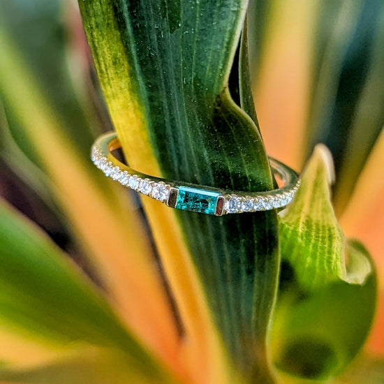 Emerald baguette stackable ring