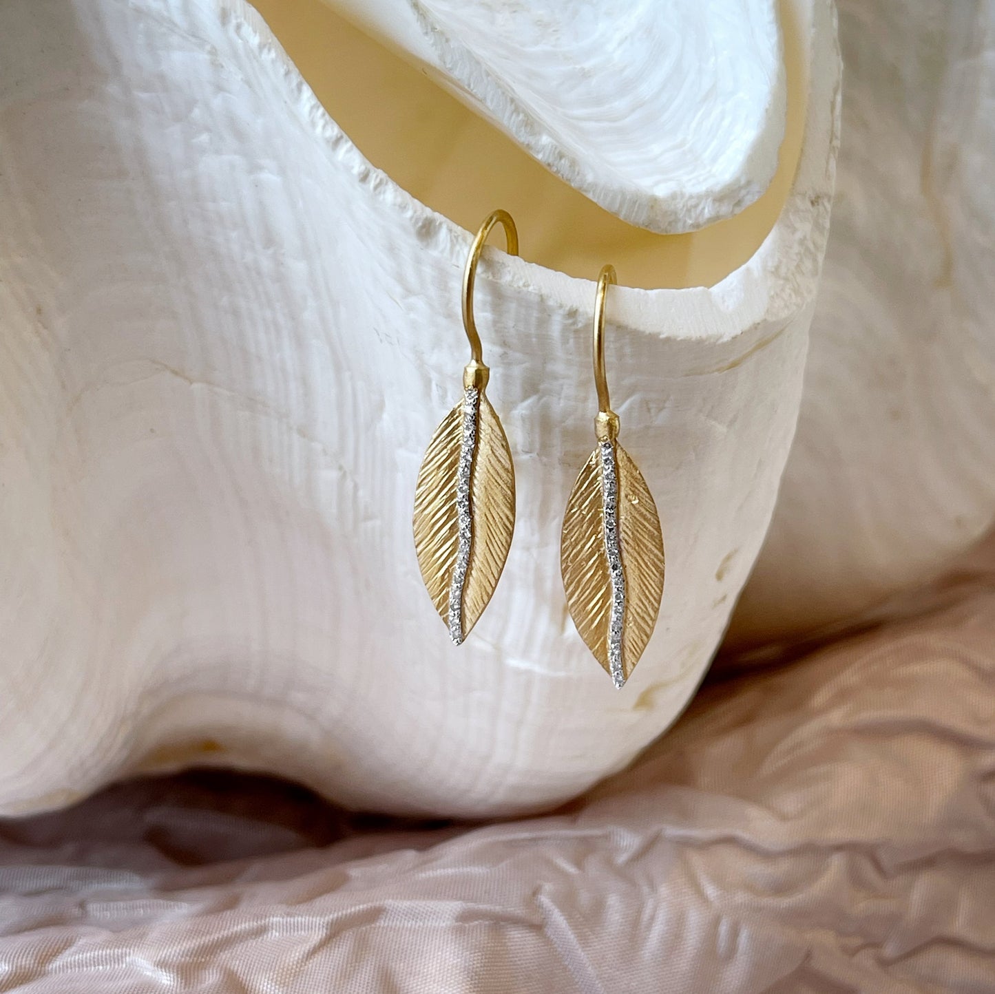 Load image into Gallery viewer, I. Reiss Feather Earrings
