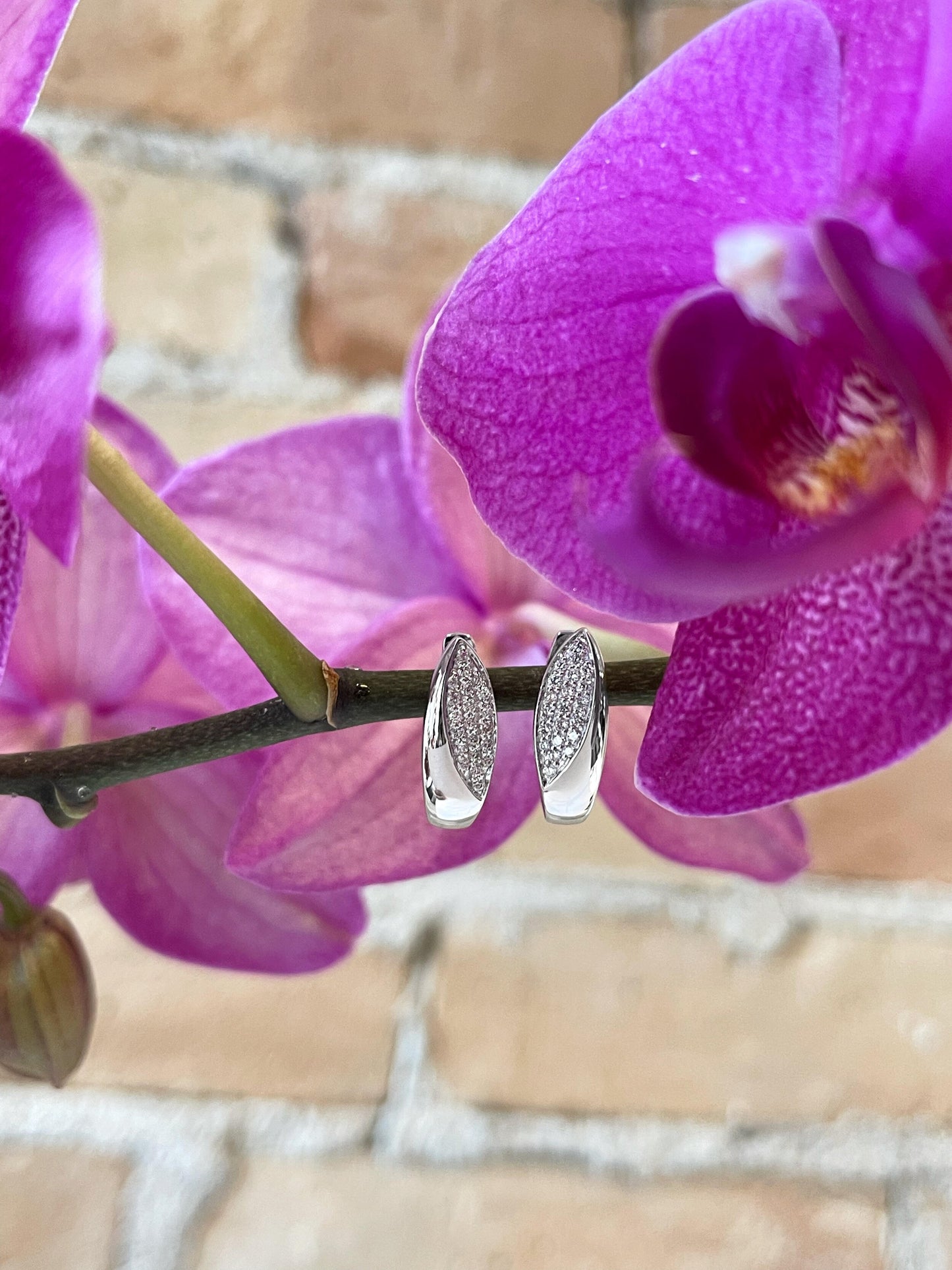 Breuning Diamond Leaf Earrings
